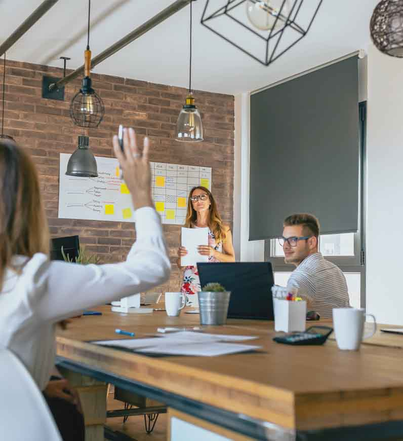 UX researchers evaluate the business plan writing process, suggesting design and usability improvements for increased user satisfaction.